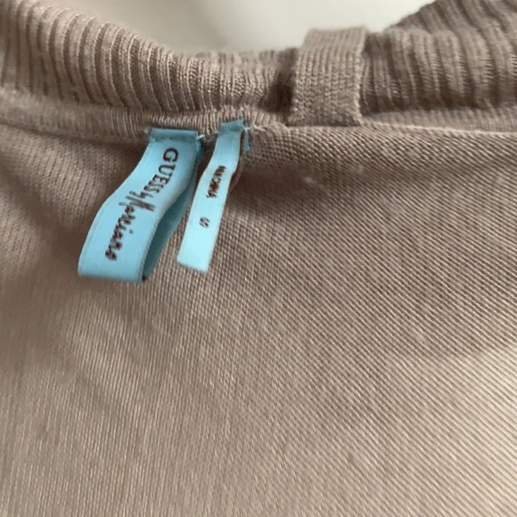 Drape neckline sleeveless top - Picture 3 of 4